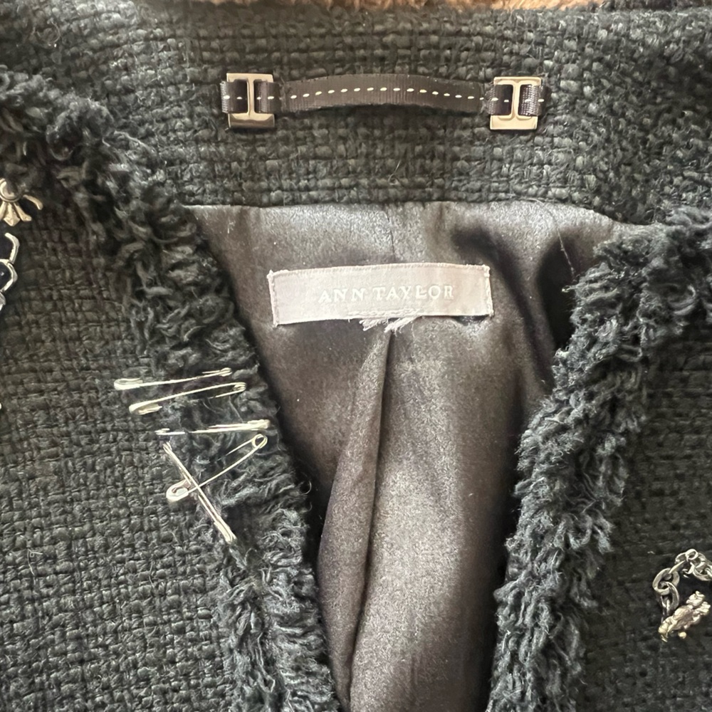 Upcycled Ann Taylor Chunky Boucle’ Jacket w. Chain, Pin & Charm Embellishments - Picture 12 of 16
